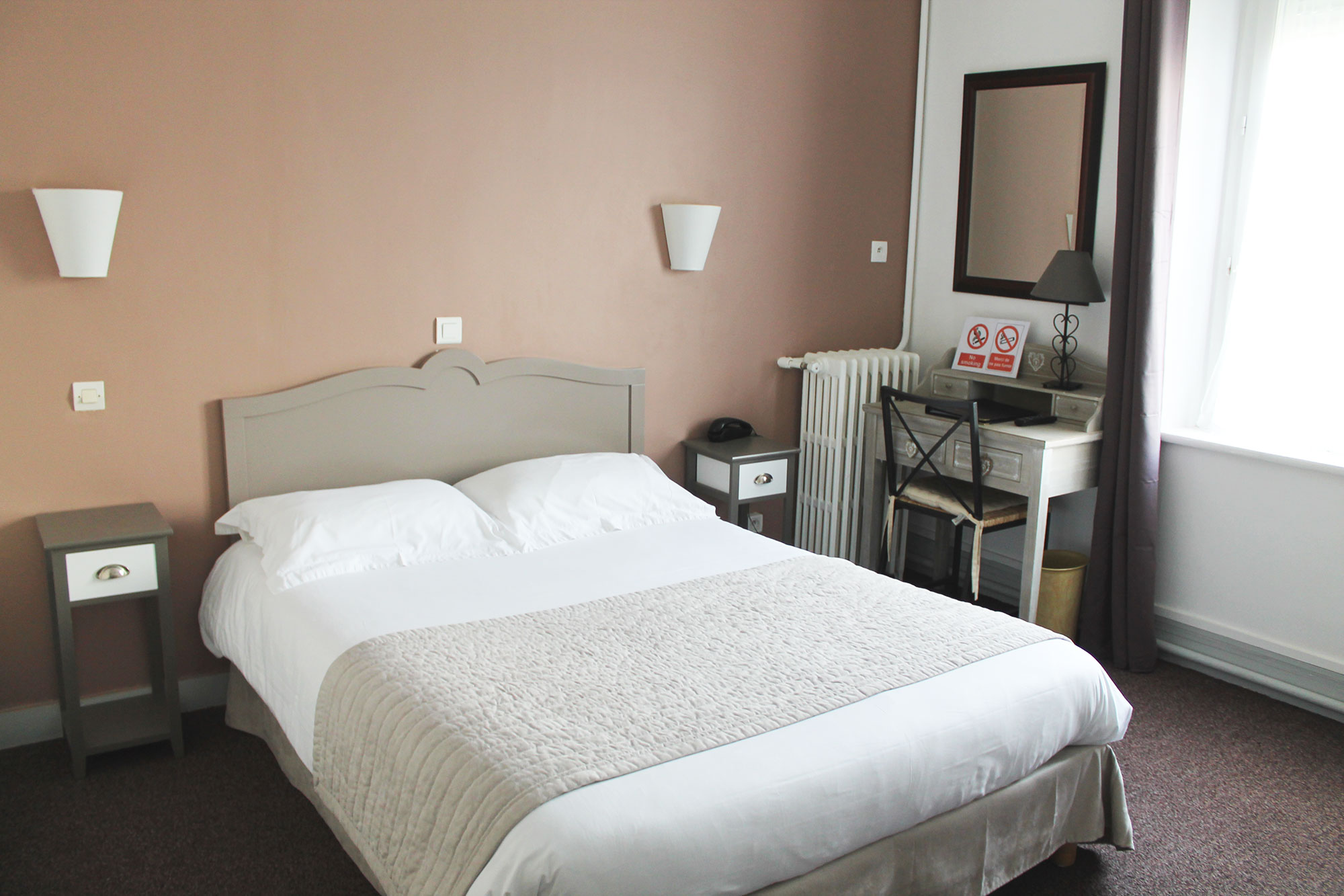 chambre-double-HOTELMODERNE-accueil